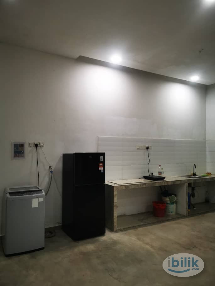 Master Room near Kampung Lepau, Bukit Pelali, Pengerang, Bandar Penawar, Sugai Rengit - Image 4
