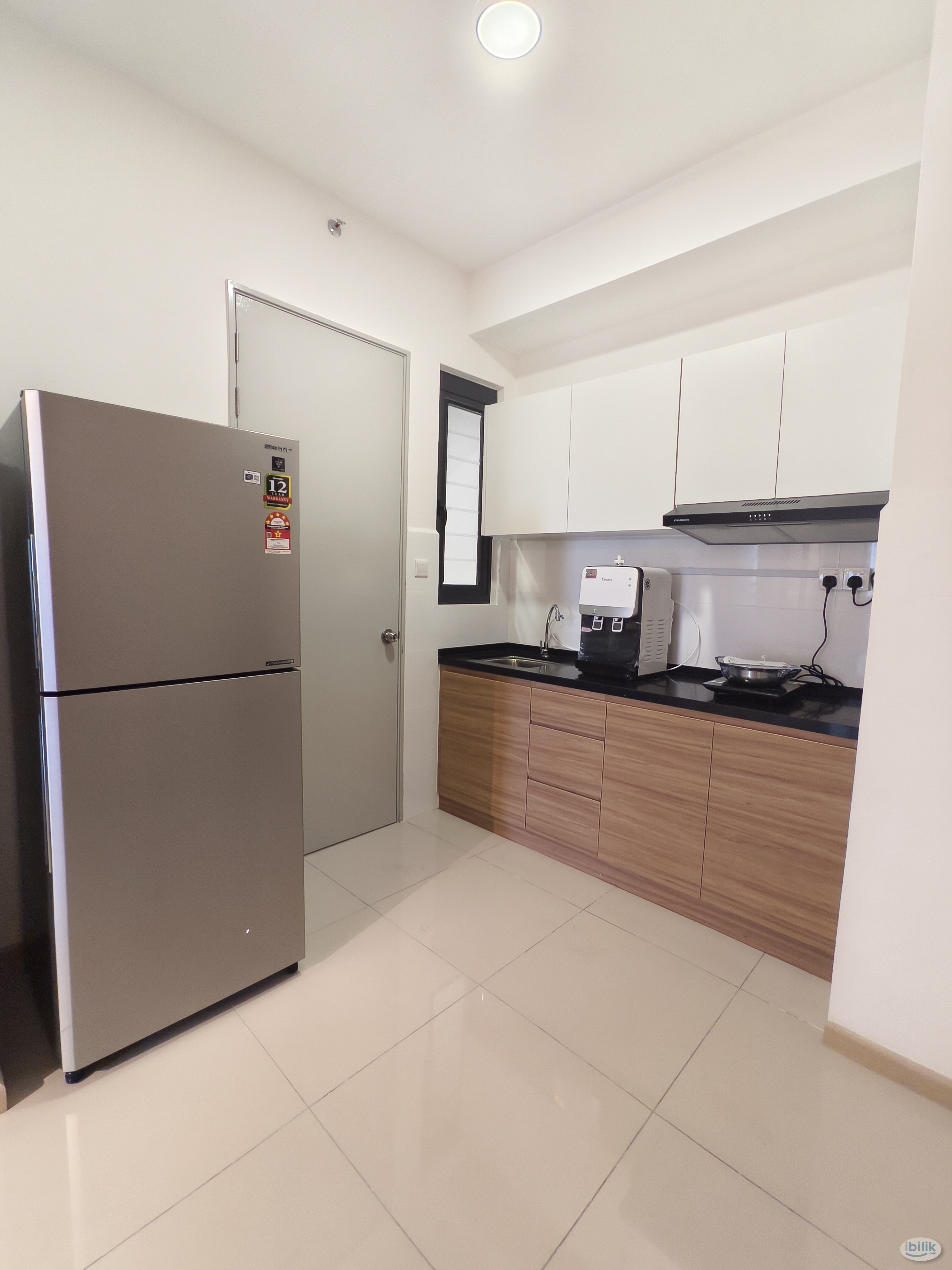 You City 3 Medium Room R3 – 🚉 Linked MRT Access + 🏪 Mall Convenience!。 - Image 2