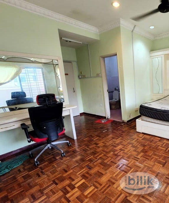 [ Private Bathroom | Zero Deposit ] ❤️‍🔥 Gated Landed House Master Room at Wawasan Puchong ‼️ - Image 2