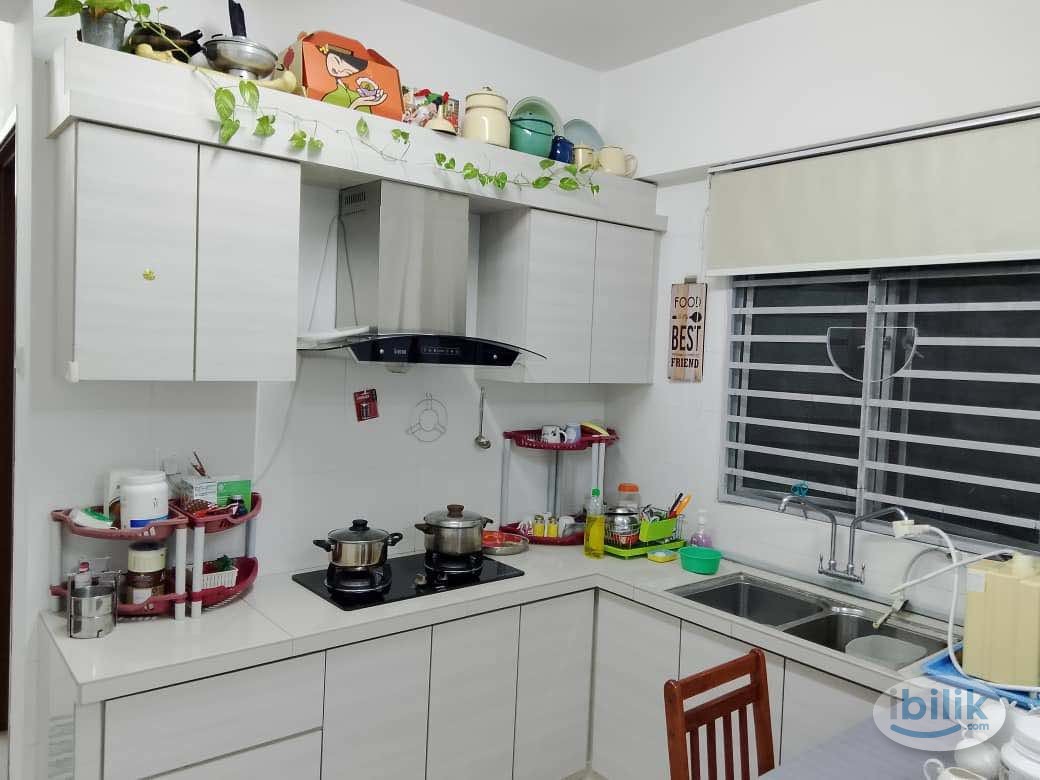 Middle Room at Bukit Mertajam, Seberang Perai - Image 2