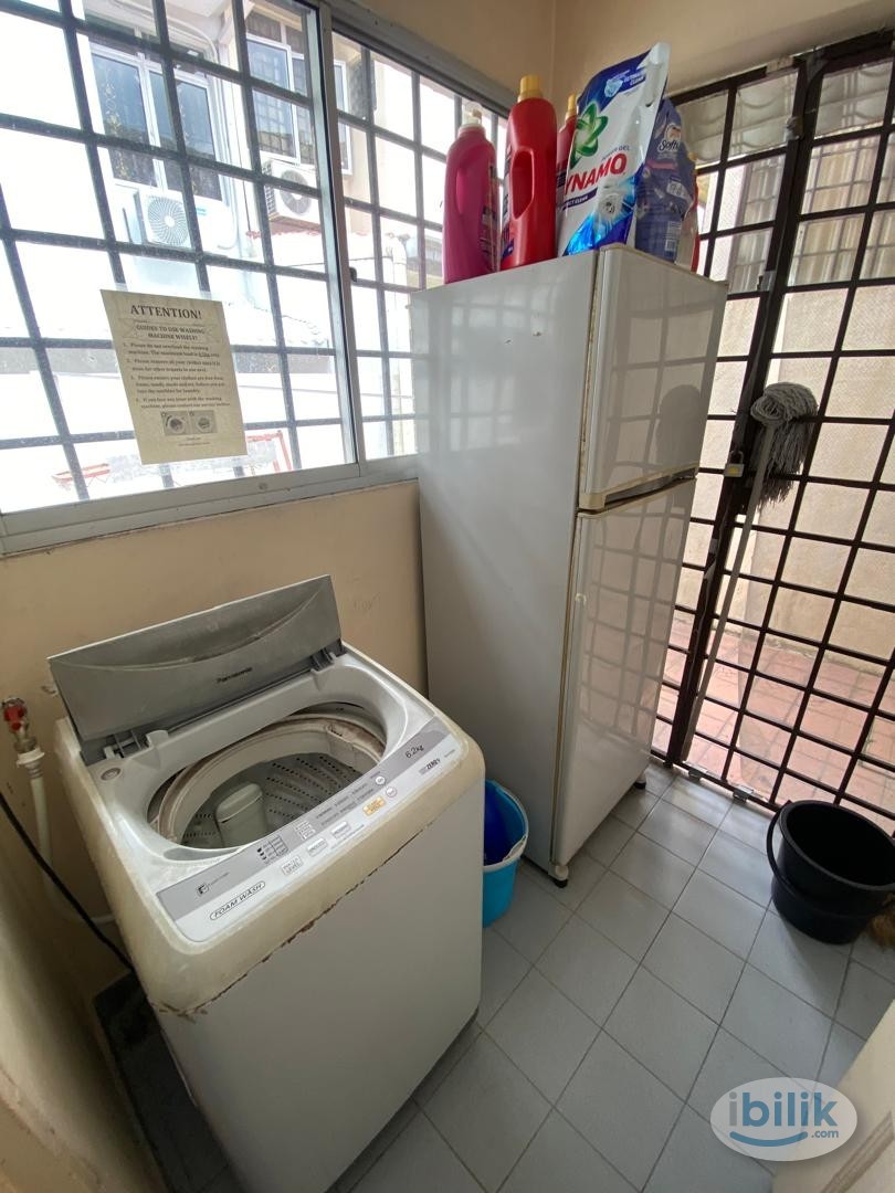 ✨SUPER BIG AND COMFORTABLE MASTER ROOM AT BANDAR UTAMA ✨ MOVE IN IMMEDIATELY ❤️‍🔥 - Image 5