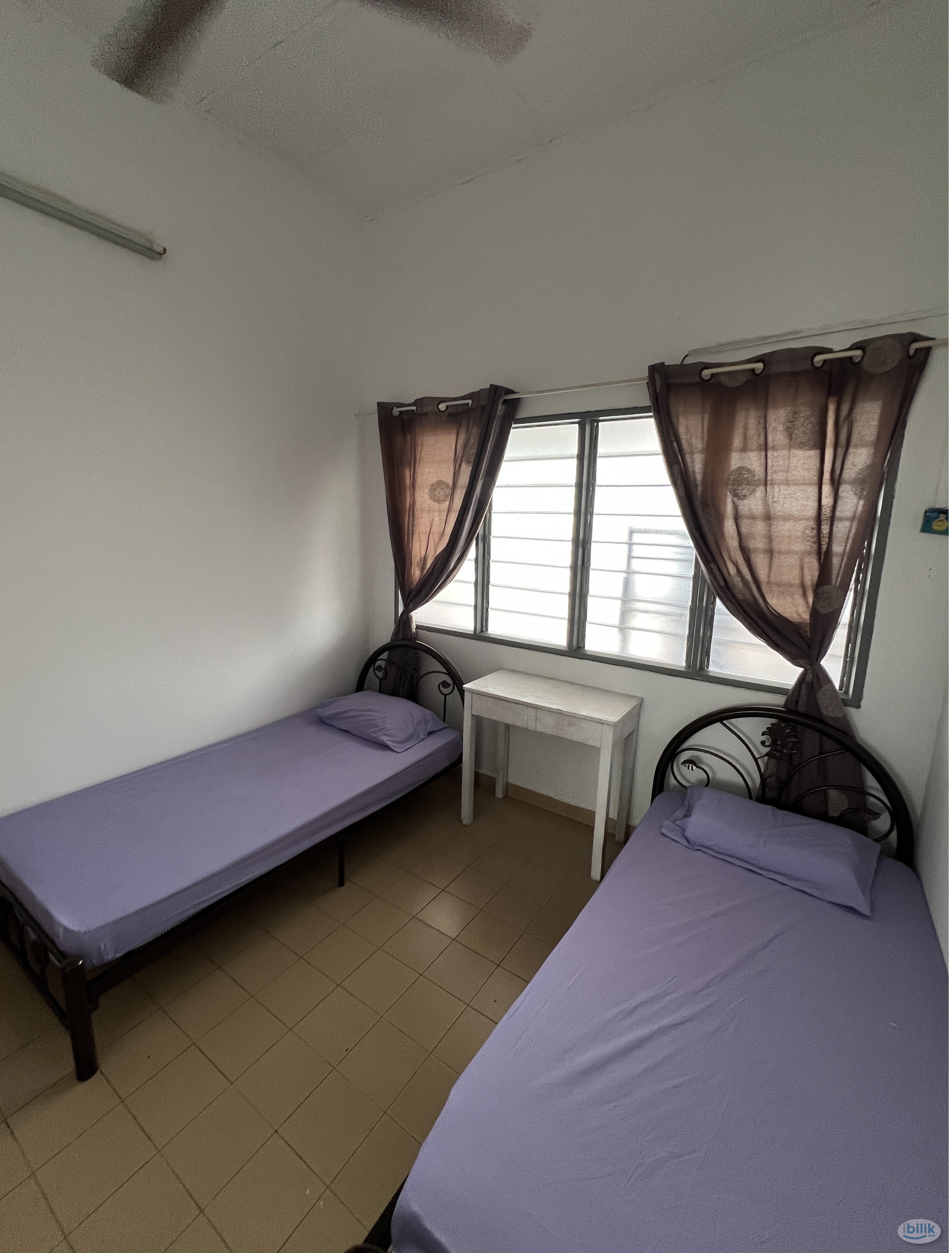 Bilik sewa Kajang twin bed - Image 1