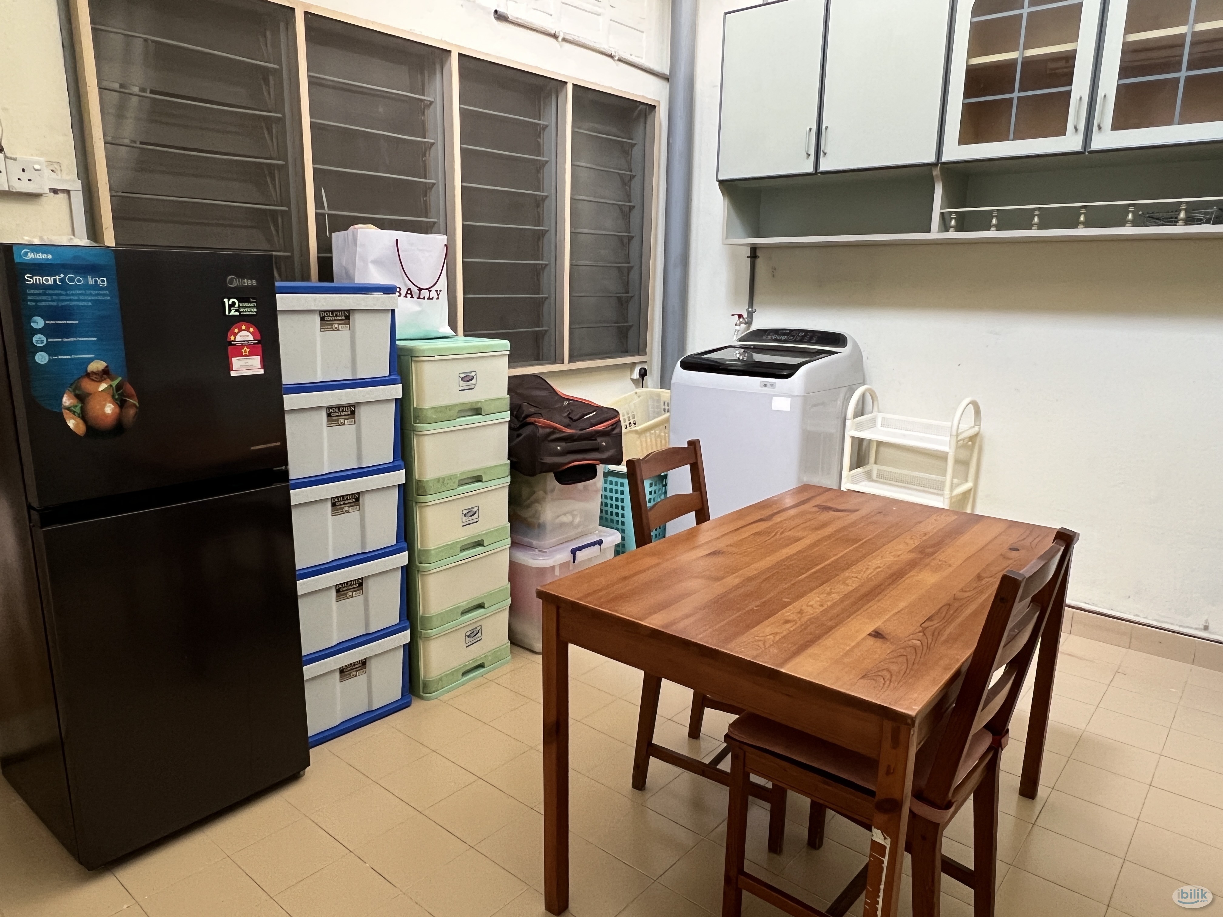Bilik sewa Kajang twin bed - Image 3