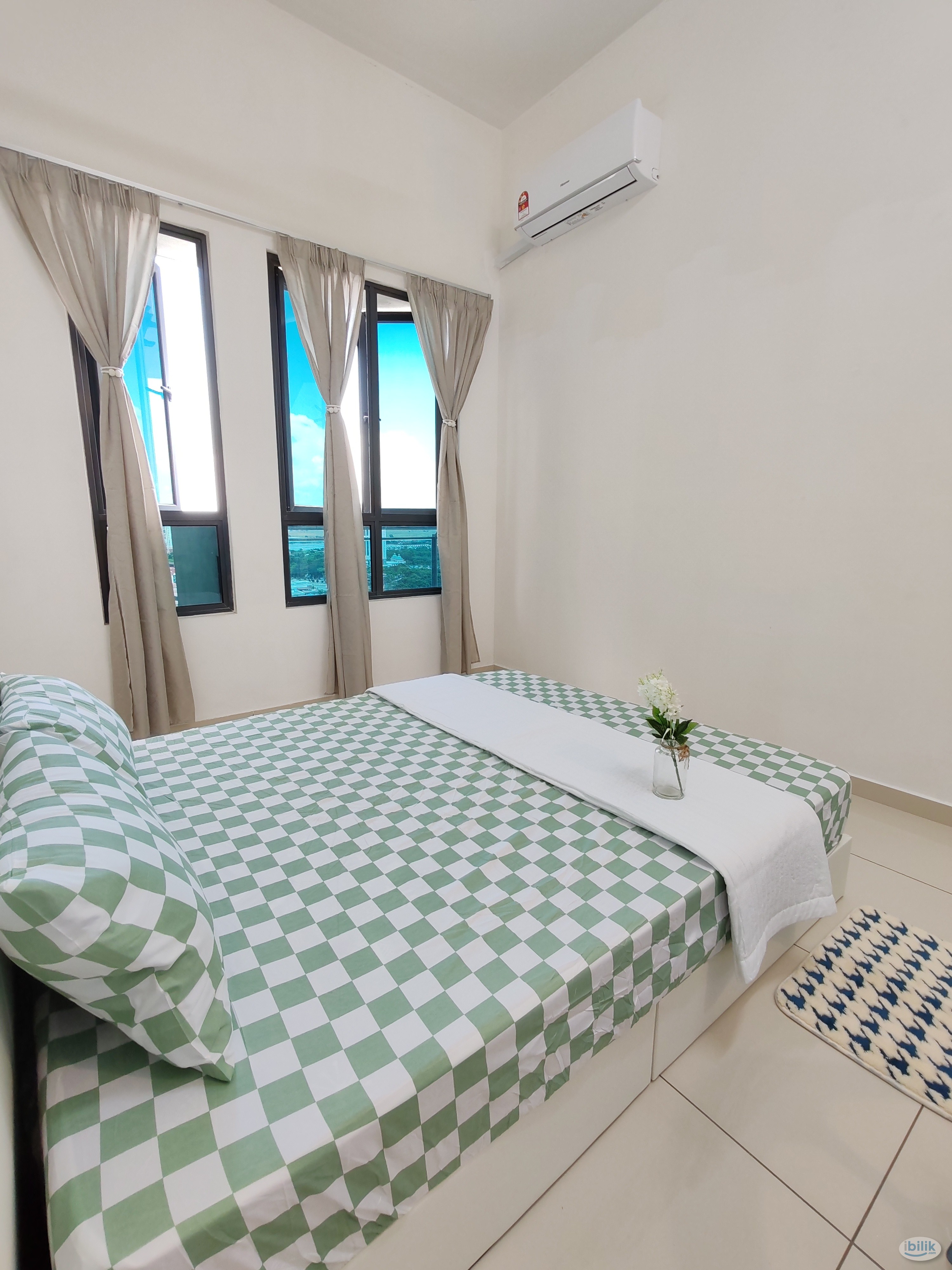 Female Unit Middle Room at Prominence Condominium, Bandar Perda Bukit Mertajam - Image 2