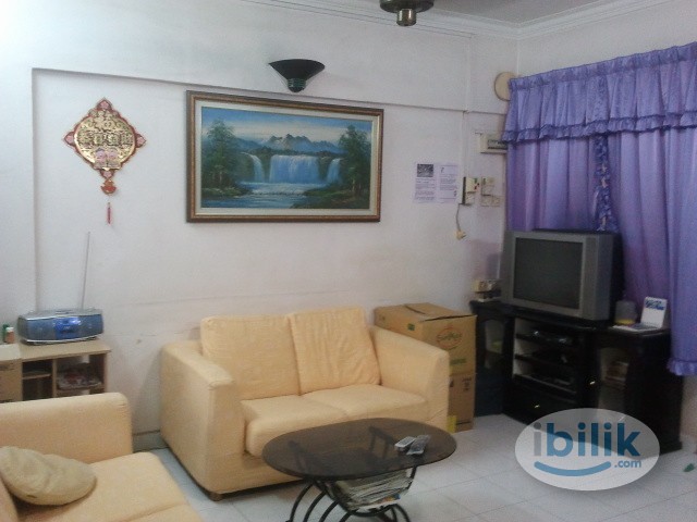 Master Room at Seri Nibung, Bukit Jambul/ Lip Seng/ Seri Nibung - Image 3