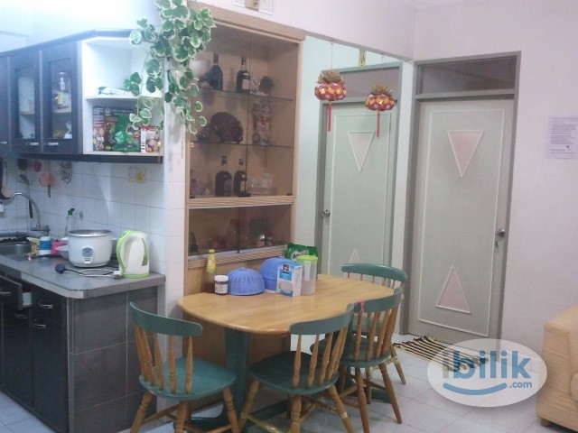 Master Room at Seri Nibung, Bukit Jambul/ Lip Seng/ Seri Nibung - Image 1