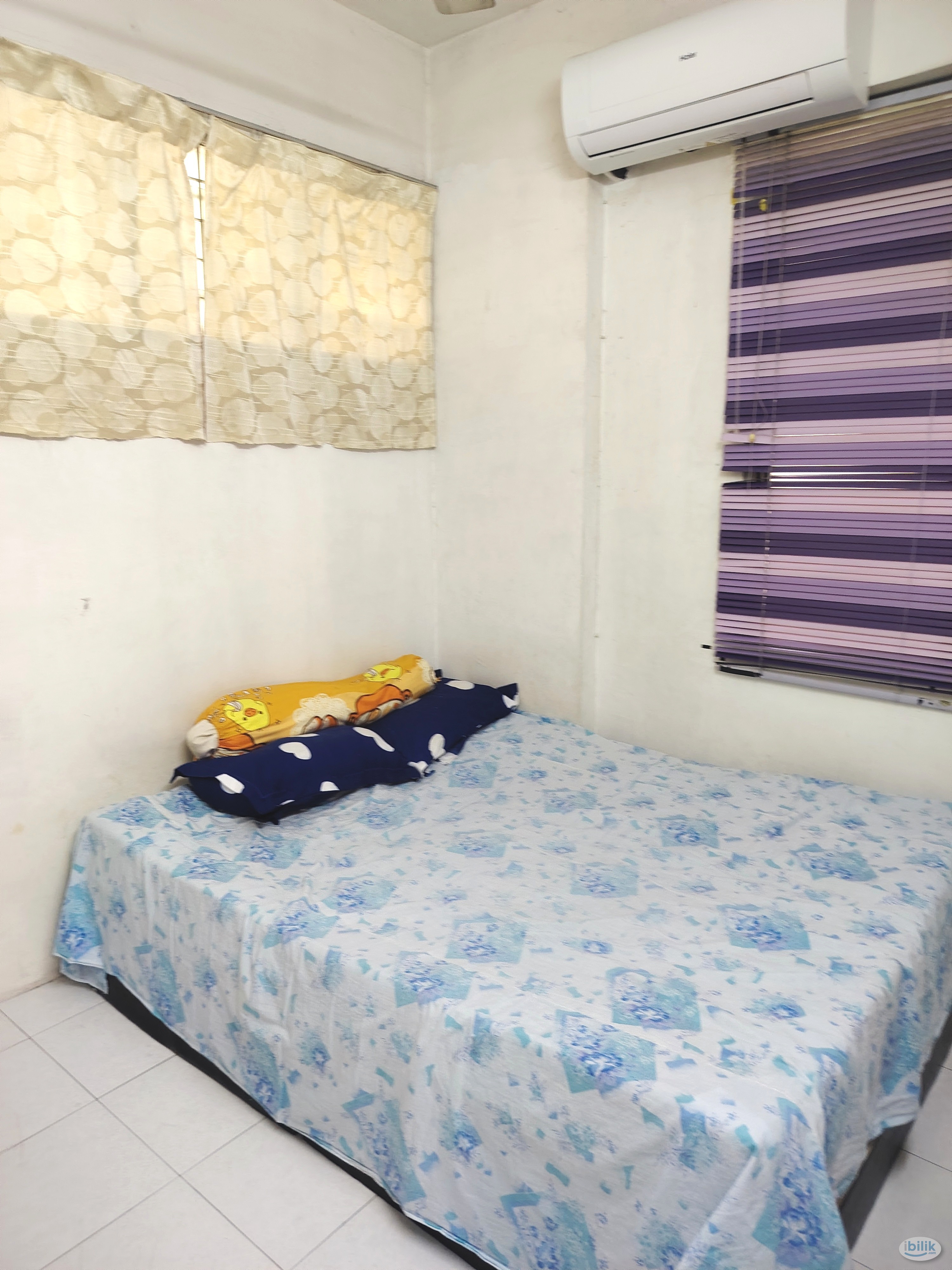 Master Room at Seri Nibung, Bukit Jambul/ Lip Seng/ Seri Nibung - Image 4