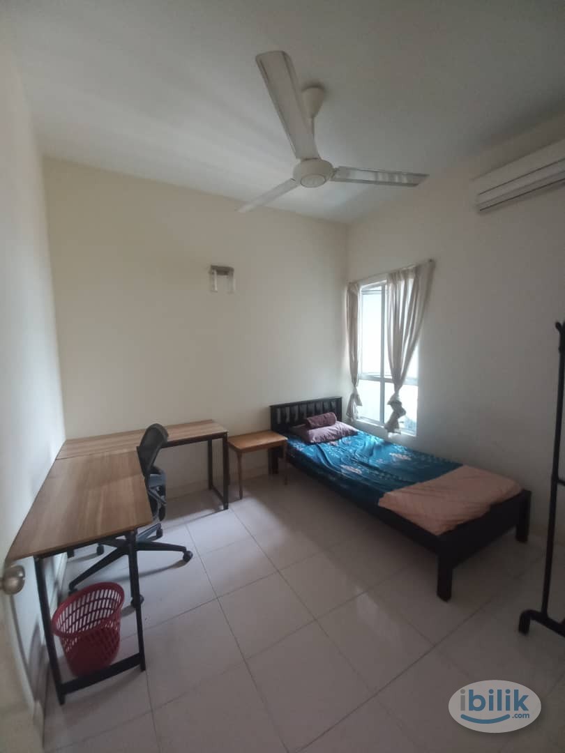 *NO PARTITION all MALE* Middle Room at Metropolitan Square, Damansara Perdana - Image 3
