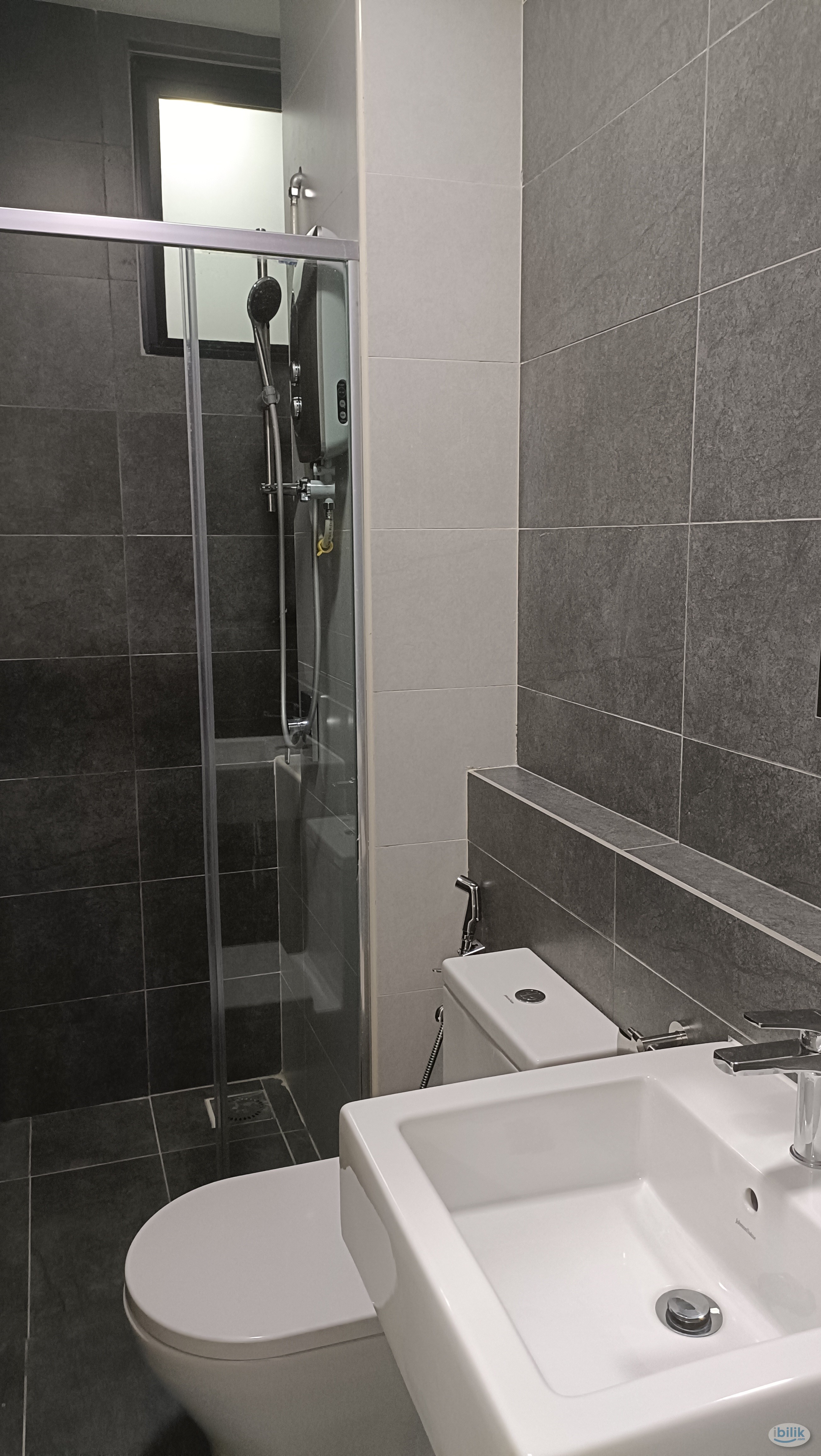 ♣️🏠 Lavile Master Room | Near MRT 🚆 & Sunway College 🎓 Cheras - Image 5