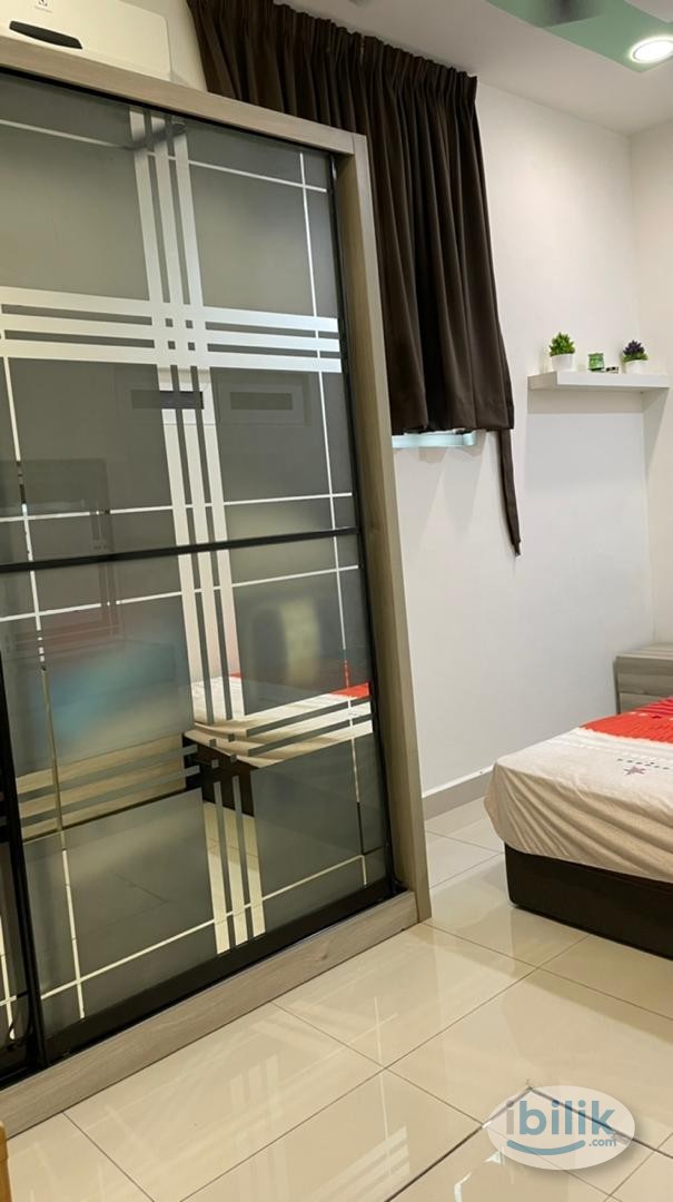 Middle Room at Cyberjaya, Selangor - Image 4