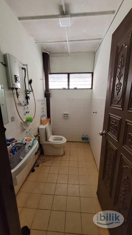 Female Unit👩🏻‍🦰👩🏻‍🦱👱🏻‍♀️ Comfort Room for Rent 🏡🛌SS 17 Subang Jaya 5 Walking Distance SS15 LRT🚉 - Image 2