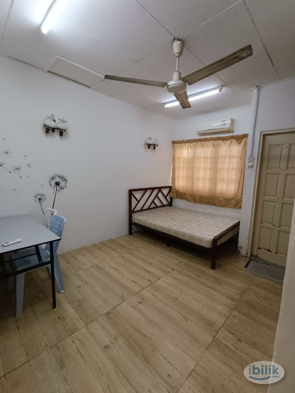 5 mins walk to SS2 Night Market, Room for RENT, Nice Location - Image 1