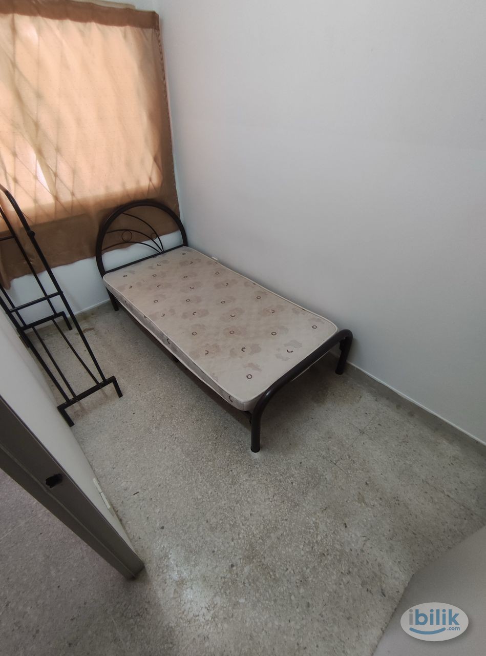 Room for Rent at SS2, PJ with Facilities👀 - Image 1