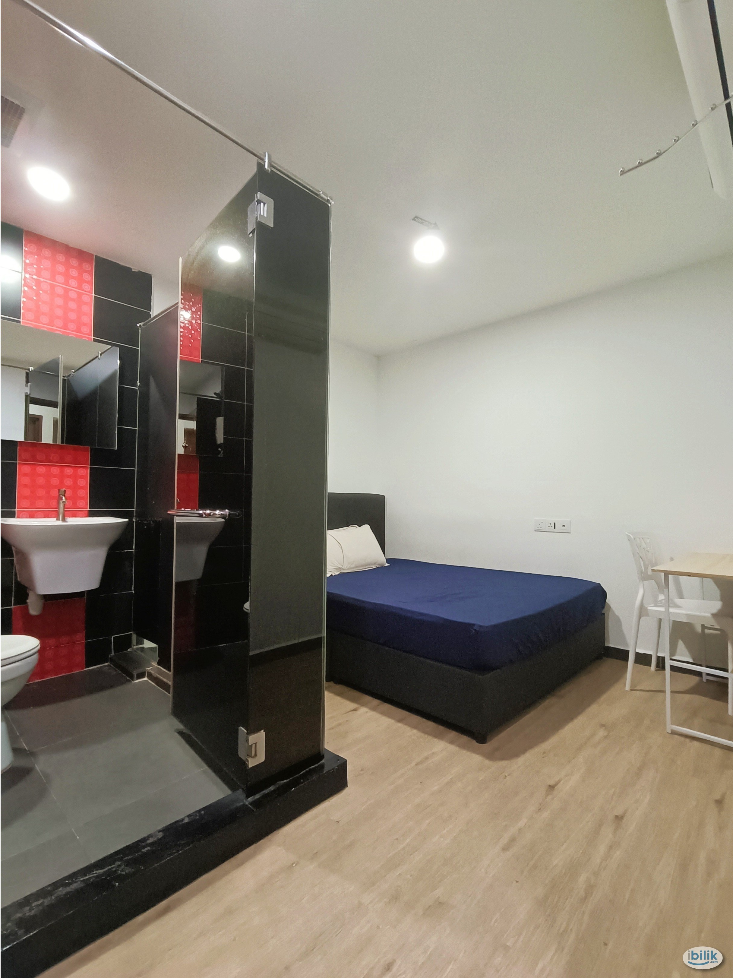 ALL YEAR PROMO 🌙 Near Kelana Jaya LRT 🚶 Room + Toilet for Rent at SS4 - Image 5