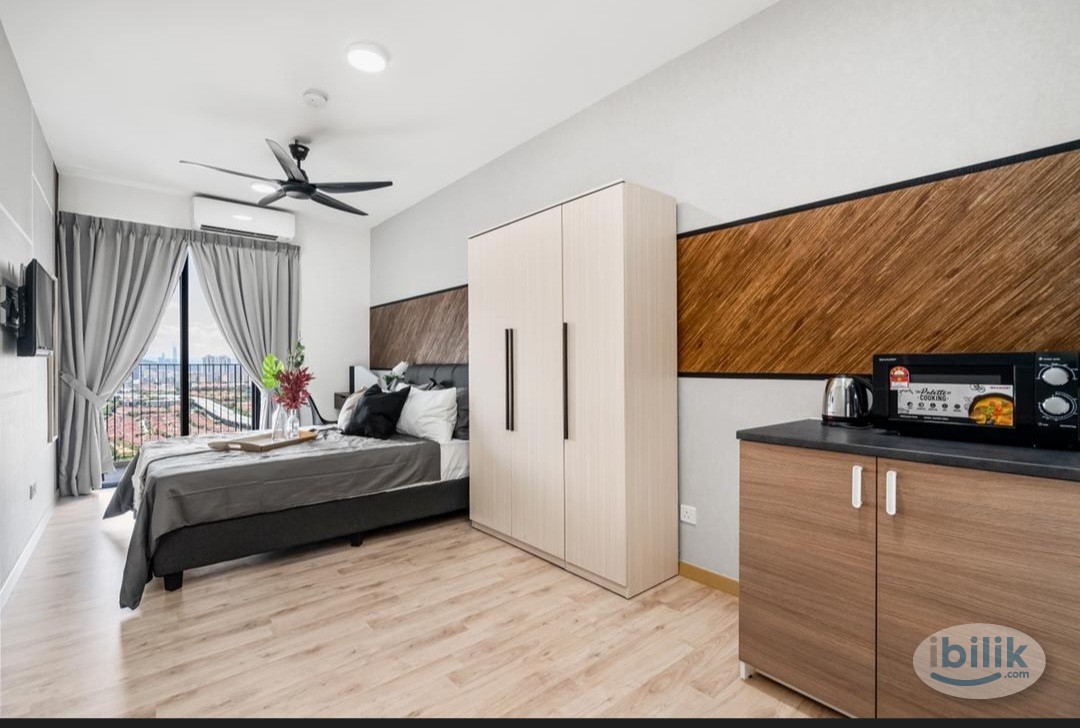 Cozy Studio at Emporis Kota Damansara - Image 1