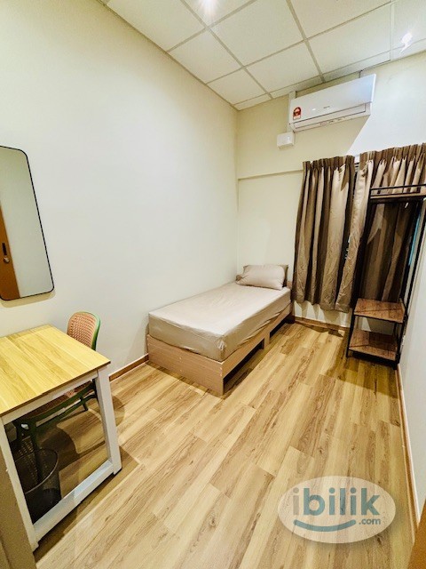 Condo Room For Rent Nearby Mid Valley - Image 1