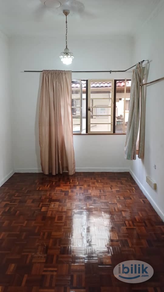 Middle Room at Sunway Sutera, Sunway Damansara - Image 1