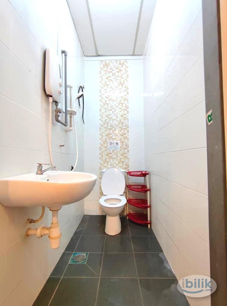👉Low deposit✨ Room for rent at Kota Damansara, 2min walk to MRT Surian , Sunway Giza Mall, l, - Image 3