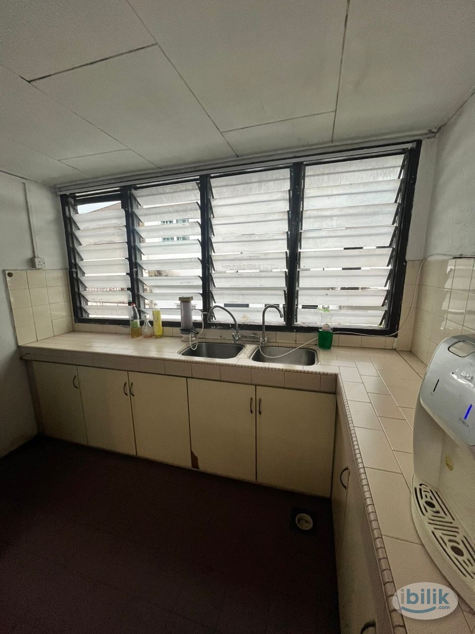 🤩Low Deposit🤩SECTION 14 PETALING JAYA MIDDLE ROOM FOR RENT🎏🎏5 MIN WALKING TO JAYA SHOPPING CENTRE✨✨ - Image 4