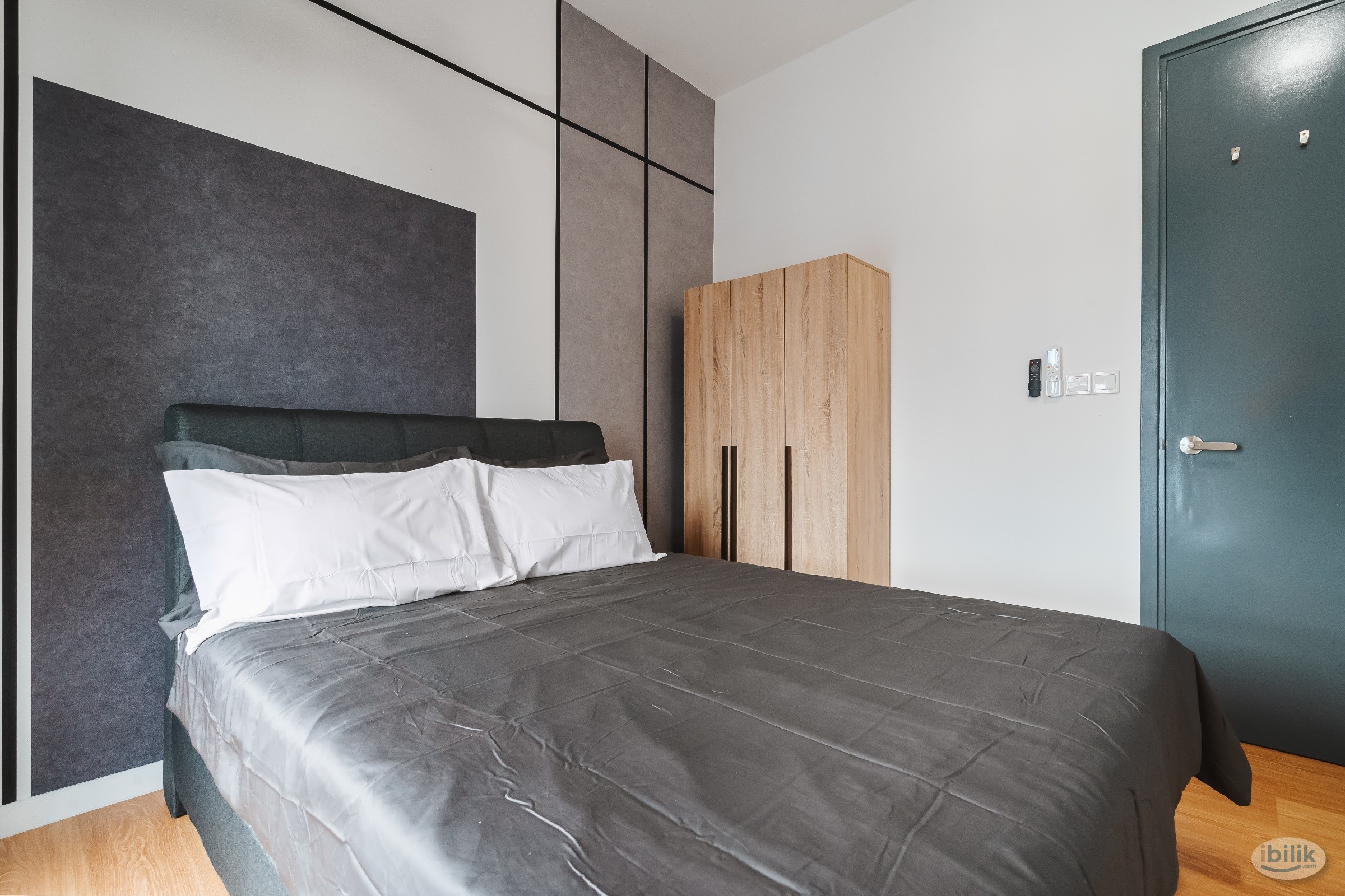 Premium Middle Room at Inspirasi Mont Kiara - Image 2