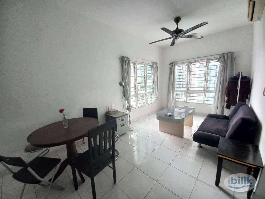 *ALL FEMALE NO PARTITION* Middle Room at Metropolitan Square, Damansara Perdana - Image 1