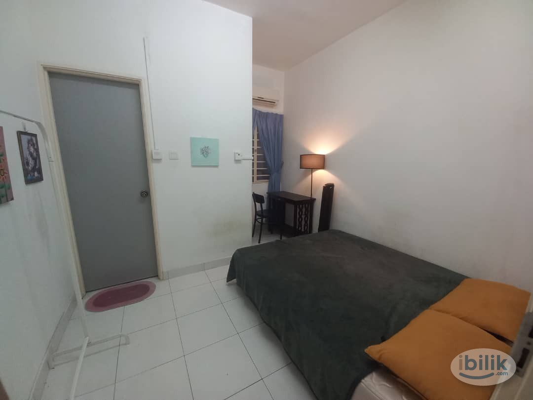 *ALL FEMALE NO PARTITION* Middle Room at Metropolitan Square, Damansara Perdana - Image 2