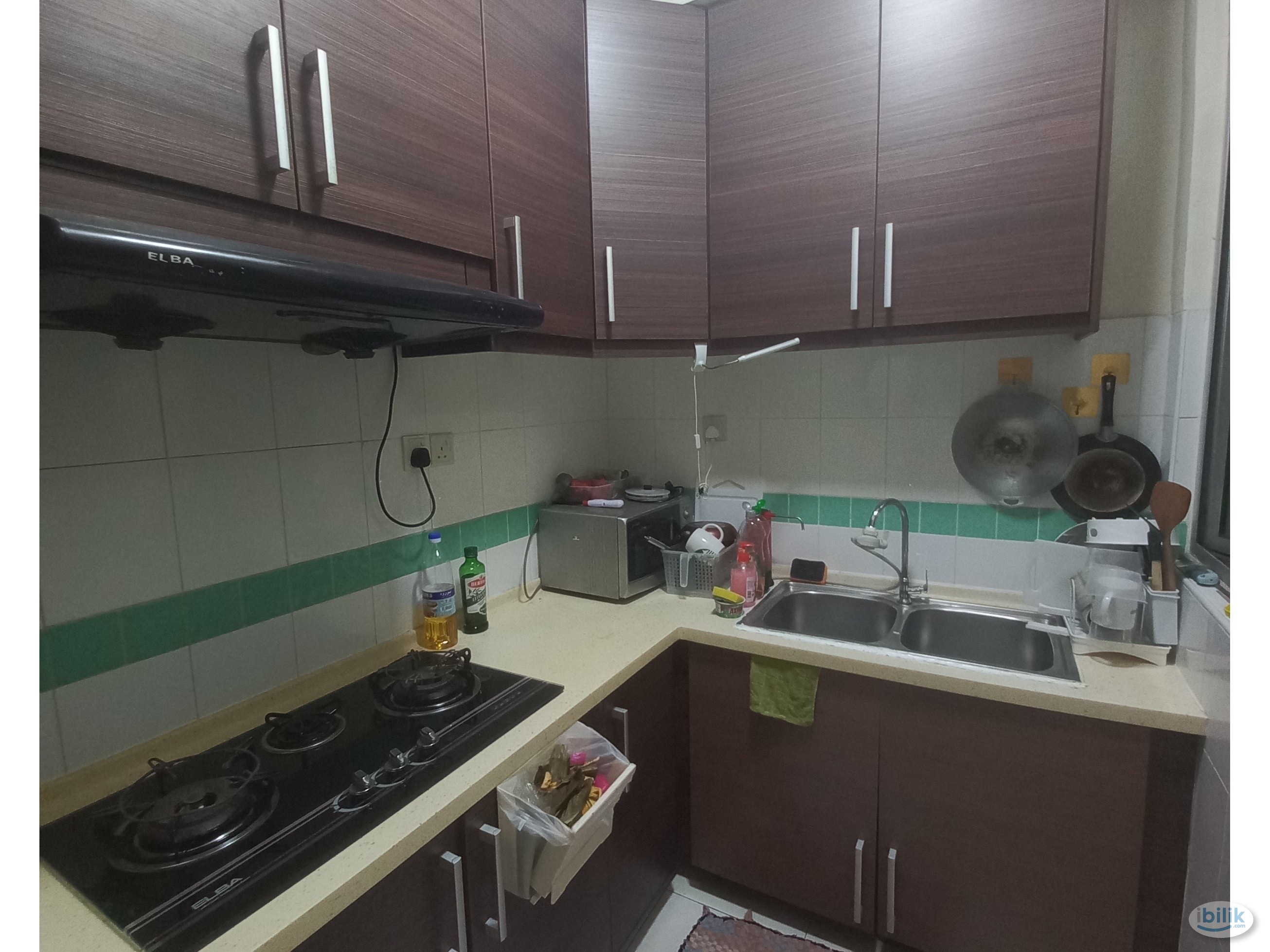 FEMALE MIDDLE Room at Metropolitan Square, Damansara Perdana - Image 3