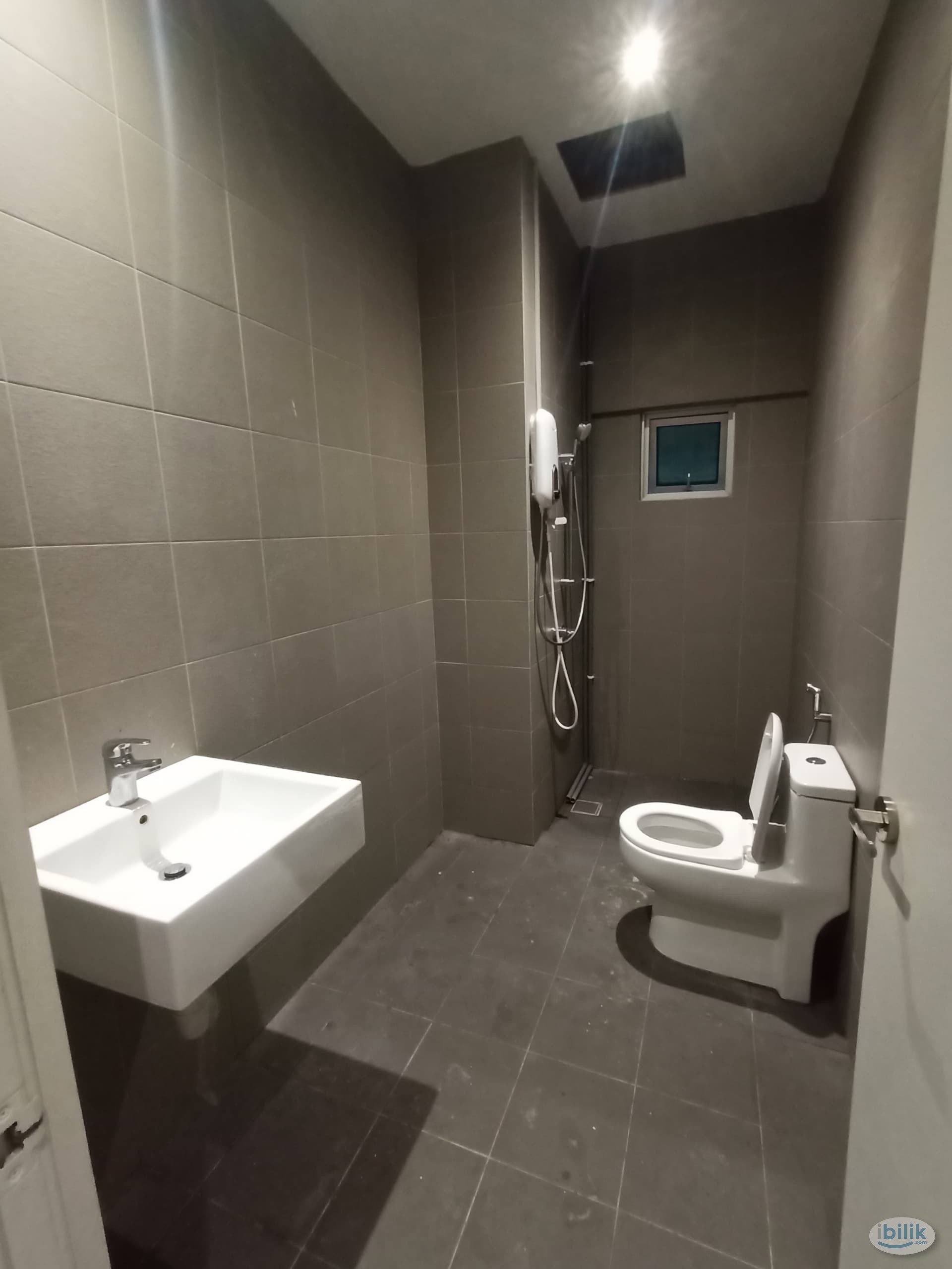0 deposit Room near Taman OUG🤩 9 min to Mid Valley Megamall🚘 Facilities provided✨ - Image 2