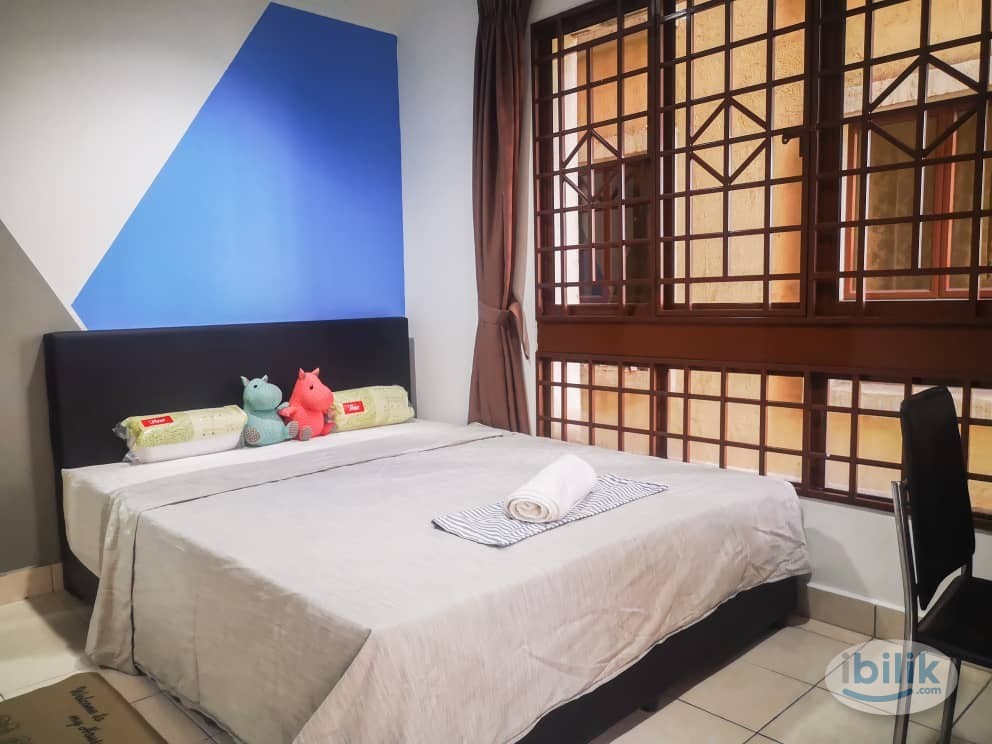 *Female unit* Middle Room with Balcony @ Palm Spring Kota Damansara - Image 1