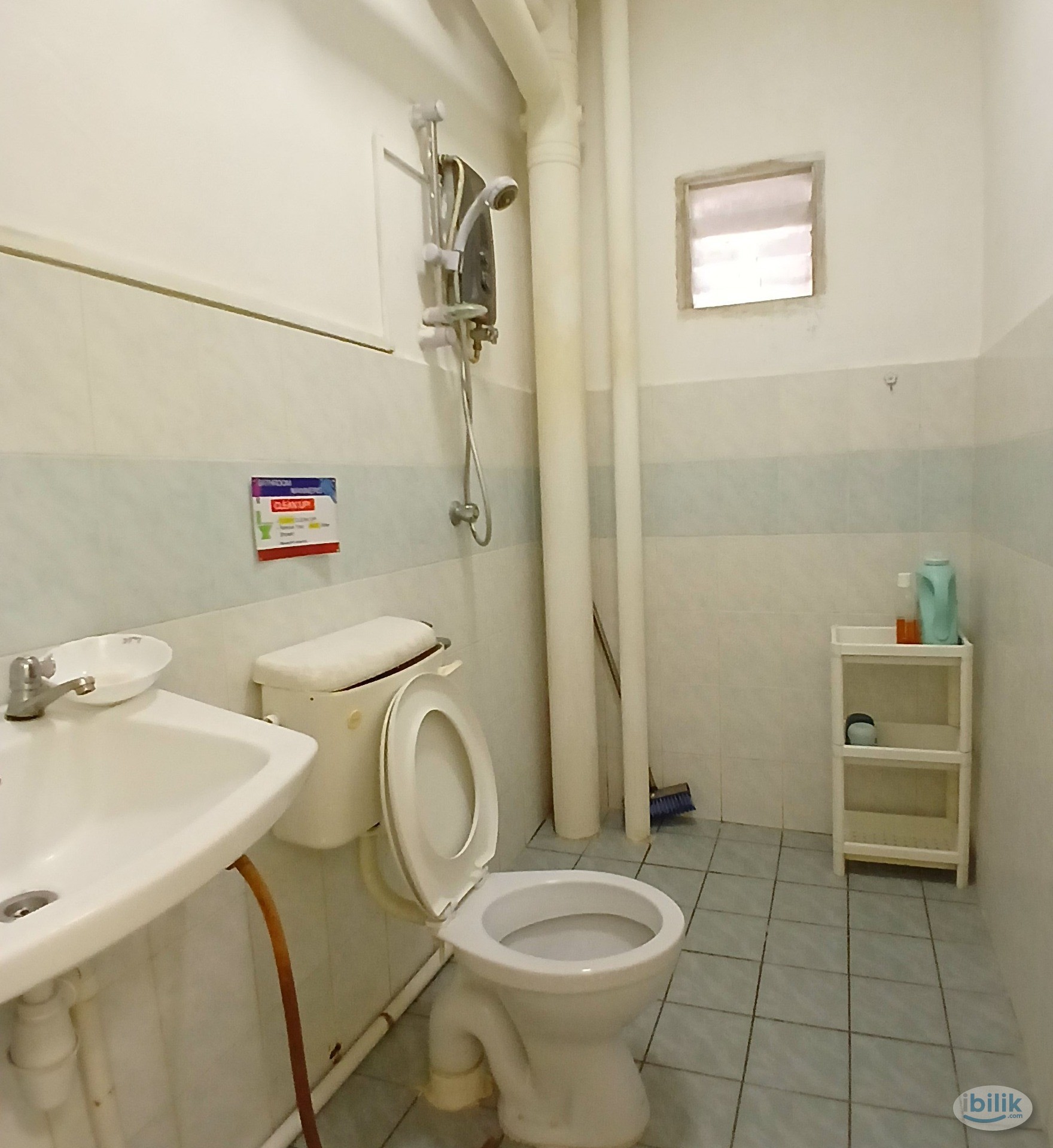Affordable Medium Room - Image 5