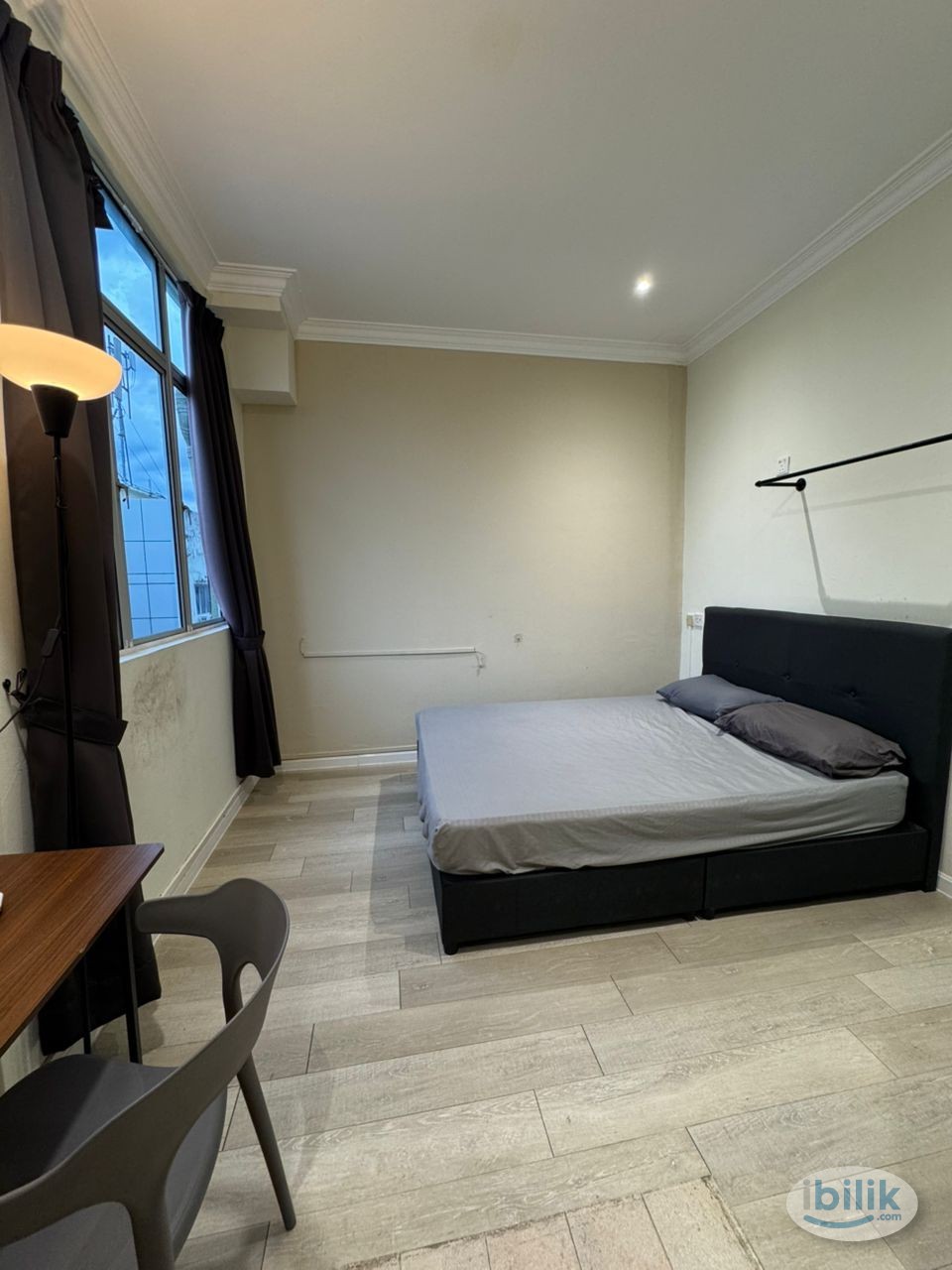 "Comfy Co living🛏️ Fully Furnished, FREE Wi-Fi, Near Bus Stop & LRT 🏡🚌🚇✨" - Image 2