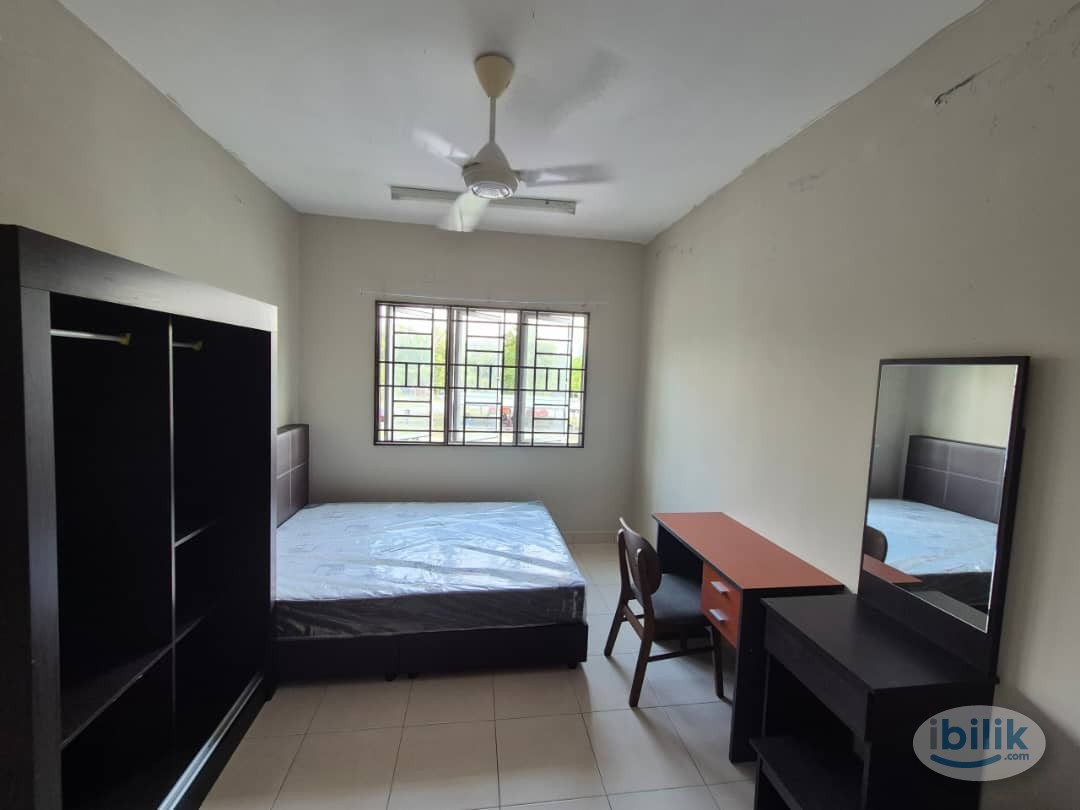 Master/Medium/Single Room (FEMALE UNIT) at Seri Baiduri, Setia Alam. - Image 1