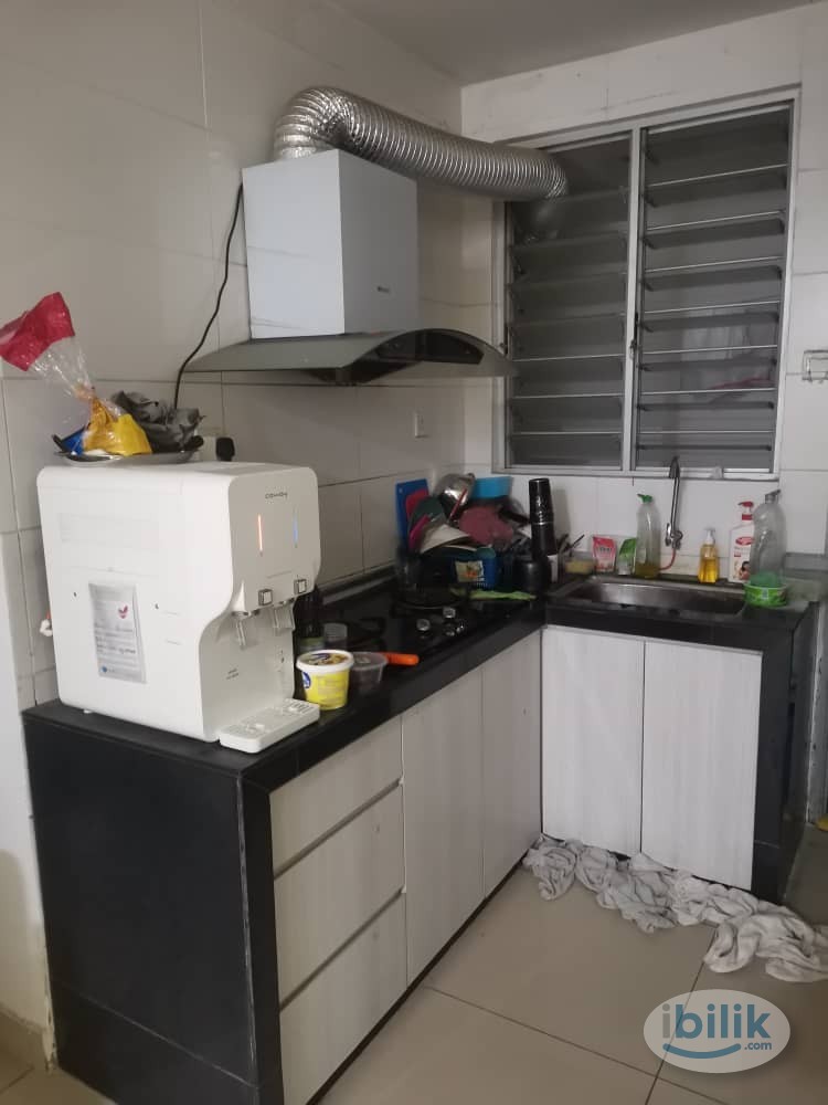 Cheapest Medium Room At Suasana Lumayan, Walking Distance Wisma Zelan Bandar Sri Permaisuri - Image 2