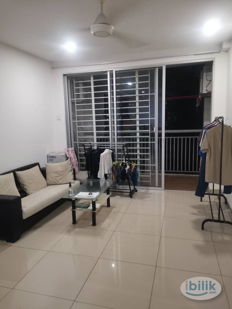 Cheapest Medium Room At Suasana Lumayan, Walking Distance Wisma Zelan Bandar Sri Permaisuri - Image 3