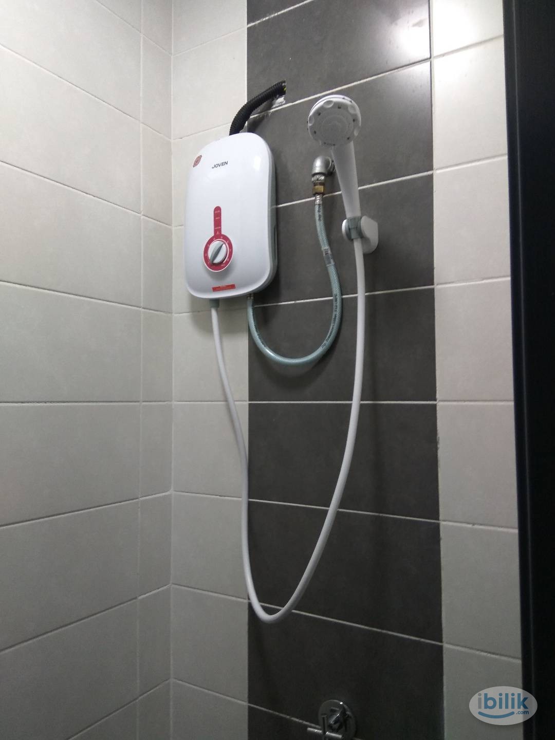 Single Room at Putra Nilai, Nilai - Image 4