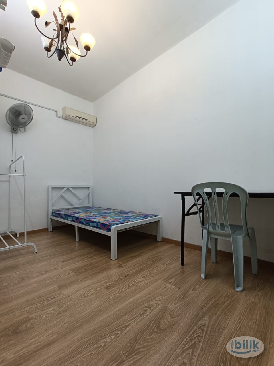 💥💥 𝙕𝙀𝙍𝙊 𝘿𝙚𝙥𝙤𝙨𝙞𝙩 Next to 1 Utama, Middle Room at Bandar Utama, - Image 1