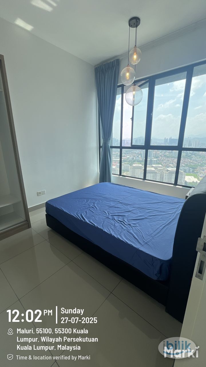 Lavile Next to MRT LRT Own Bathroom Master Room No Partition at Taman Maluri, Cheras - Image 2