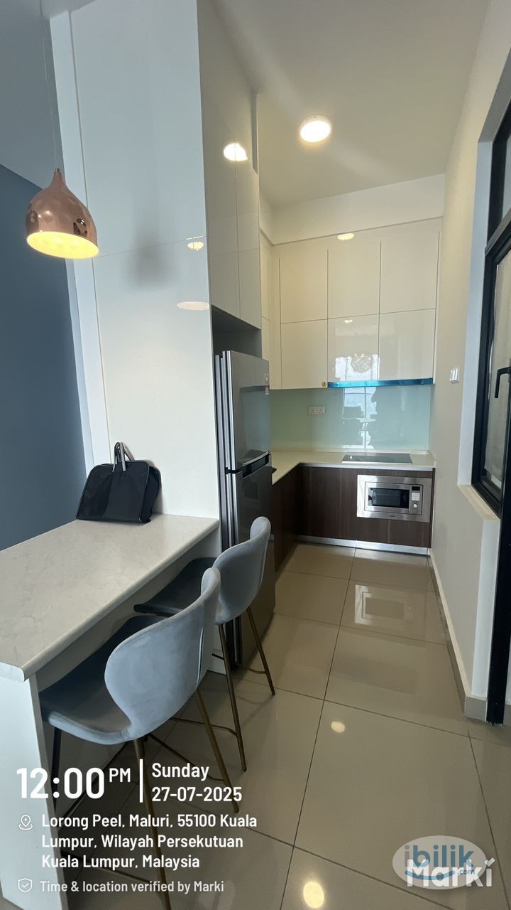 Lavile Next to MRT LRT Own Bathroom Master Room No Partition at Taman Maluri, Cheras - Image 4
