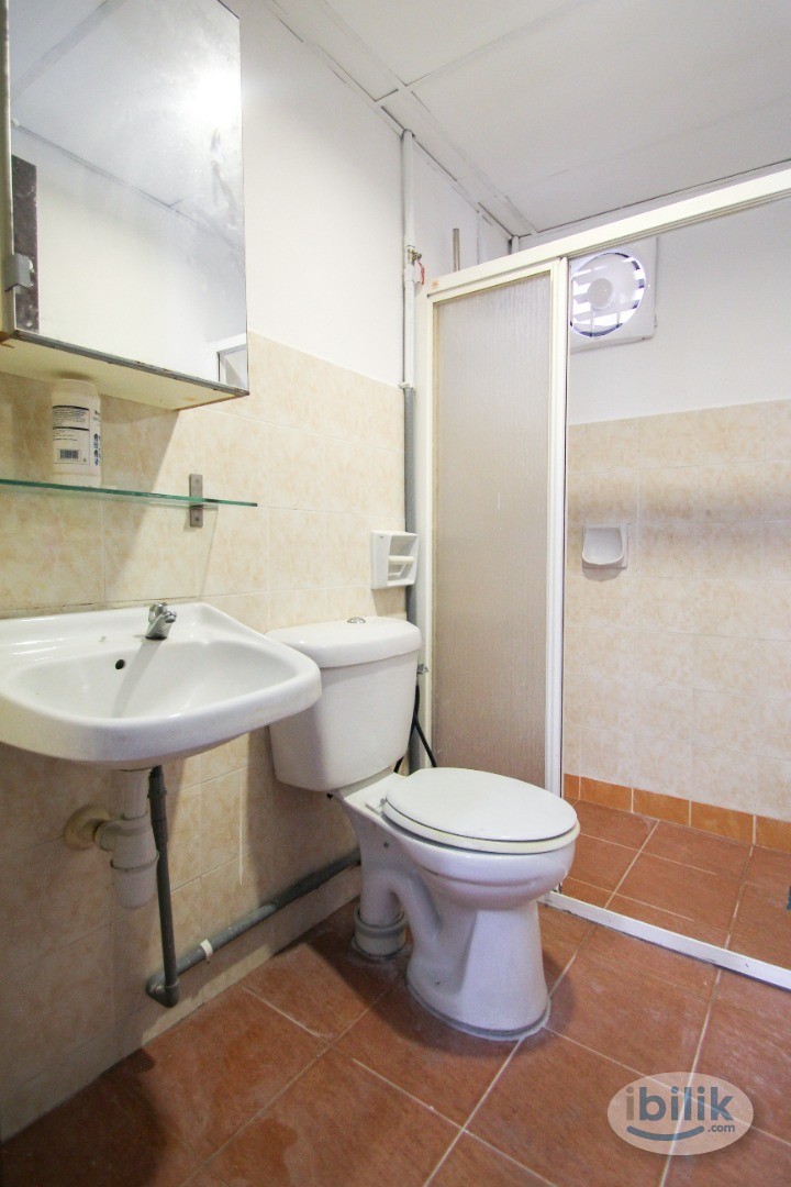 Single Room at Sri Putramas I, Dutamas. - Image 4