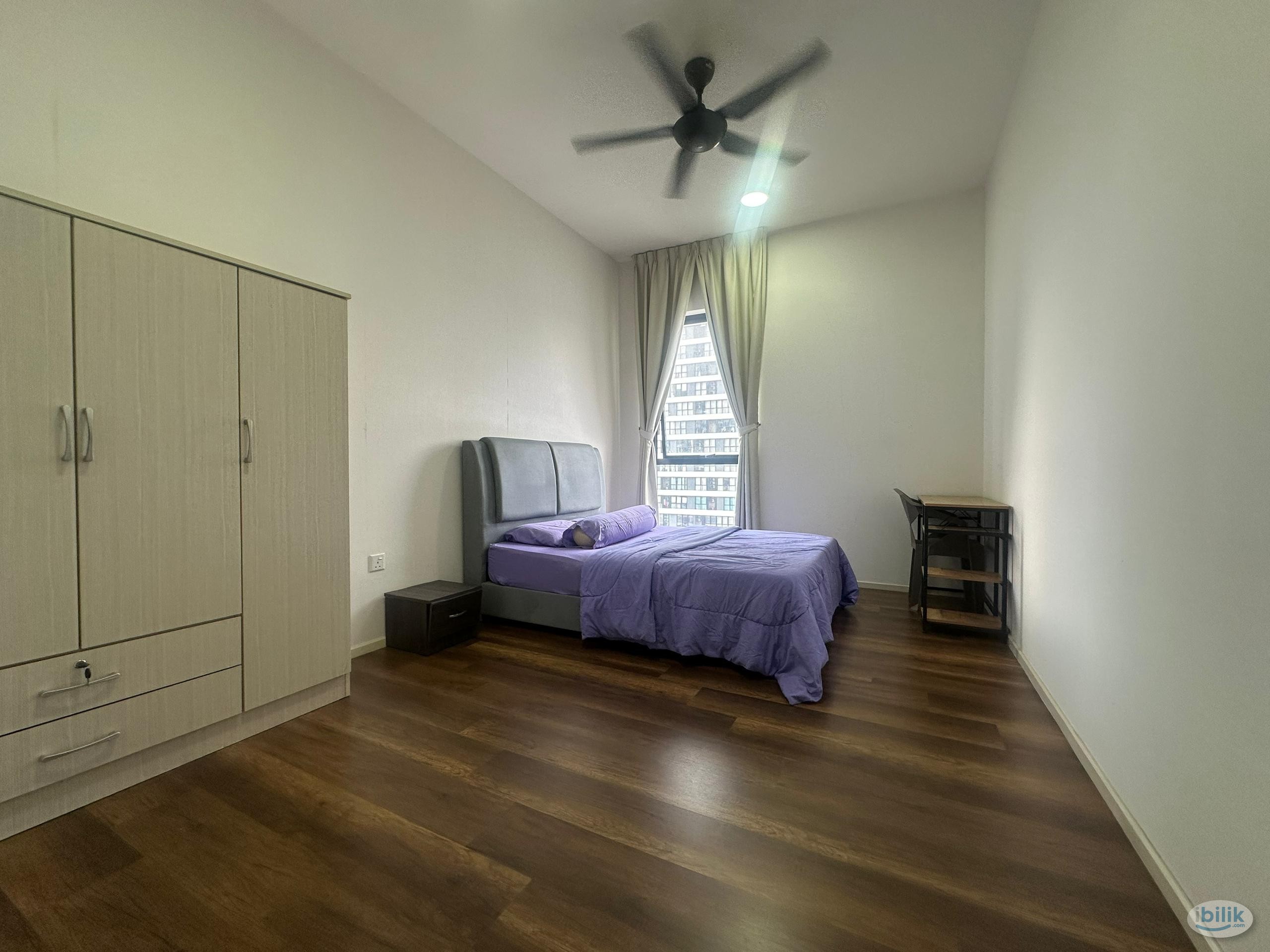 Middle Room at SQWhere, Sungai Buloh - Image 1
