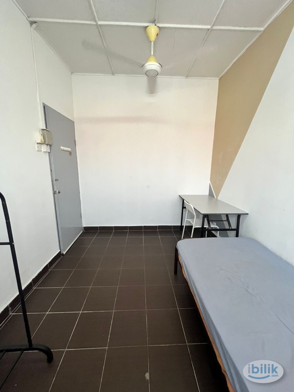🤩LOW DEPOSIT🤩NICE ROOM FOR RENT AT SS2 PETALING JAYA🎏🎏NEAR FOOD STALL , BANK, BUSSTOP✨✨ - Image 3