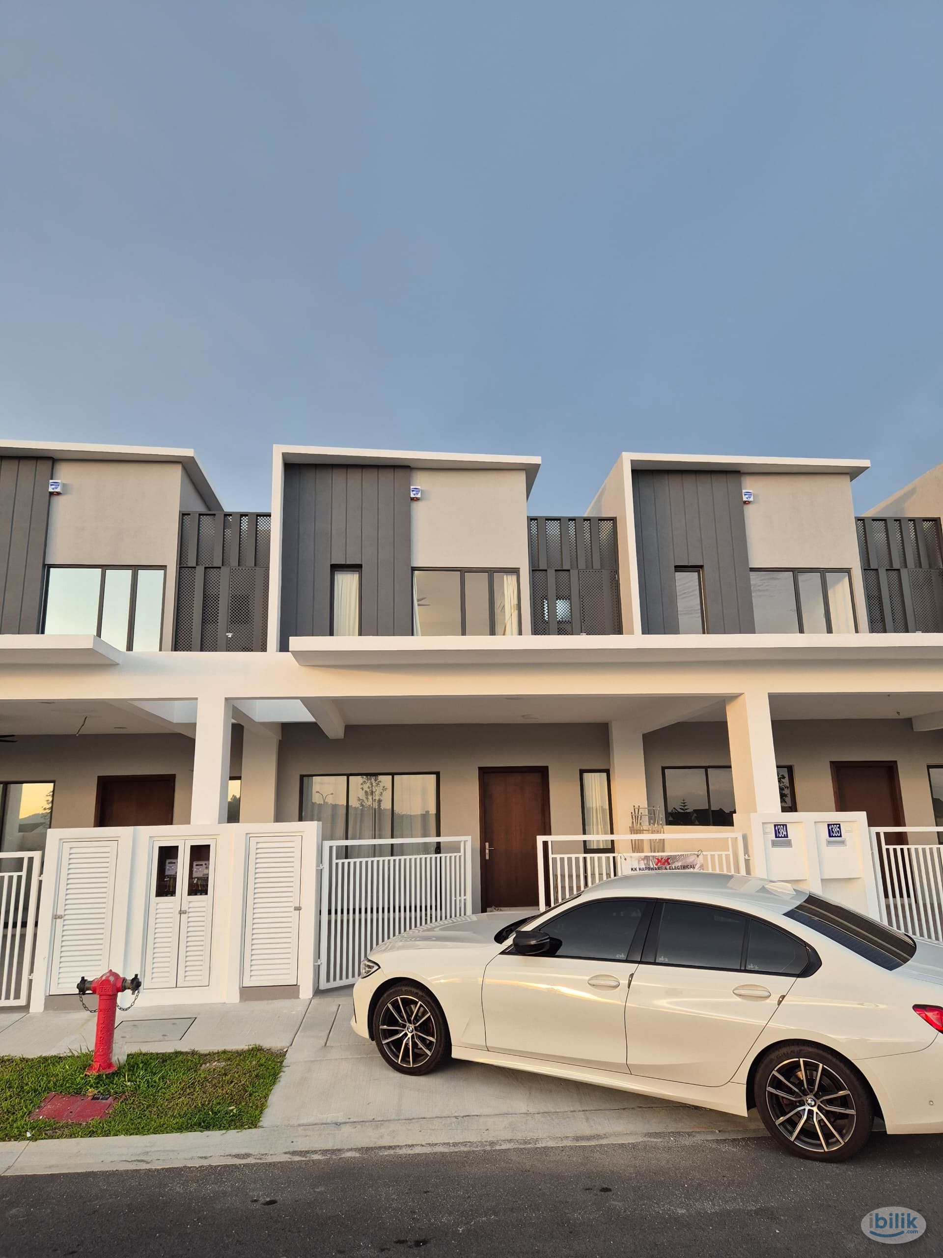 Middle Room at Sendayan, Seremban - Image 2