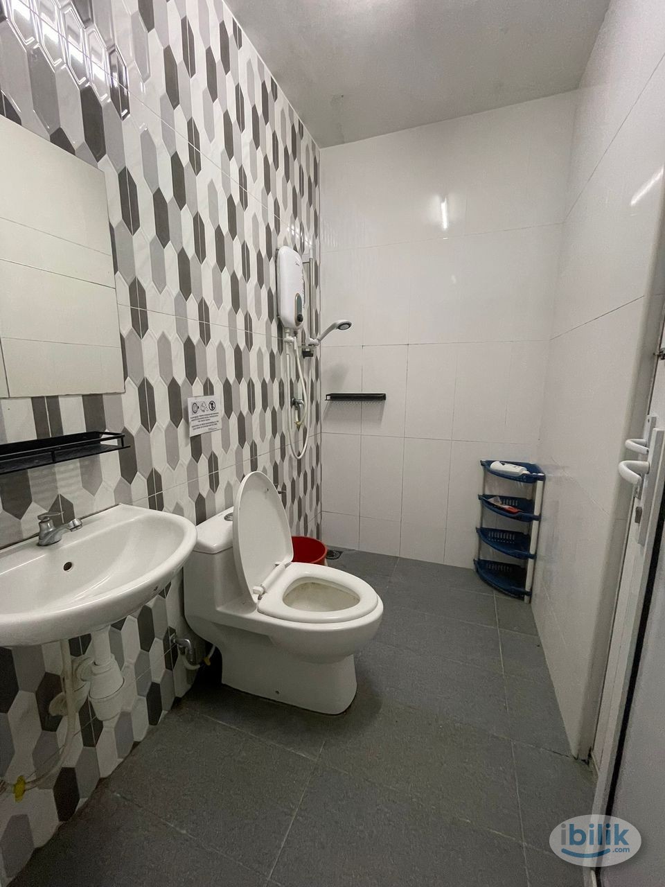 🤗Comfortable MIDDLE ROOM AT SS24 TAMAN SEA🤗 🔥MOVE IN IMMEDIATELY🔥🔥🌈TRUSTED AGENT🌈 - Image 3