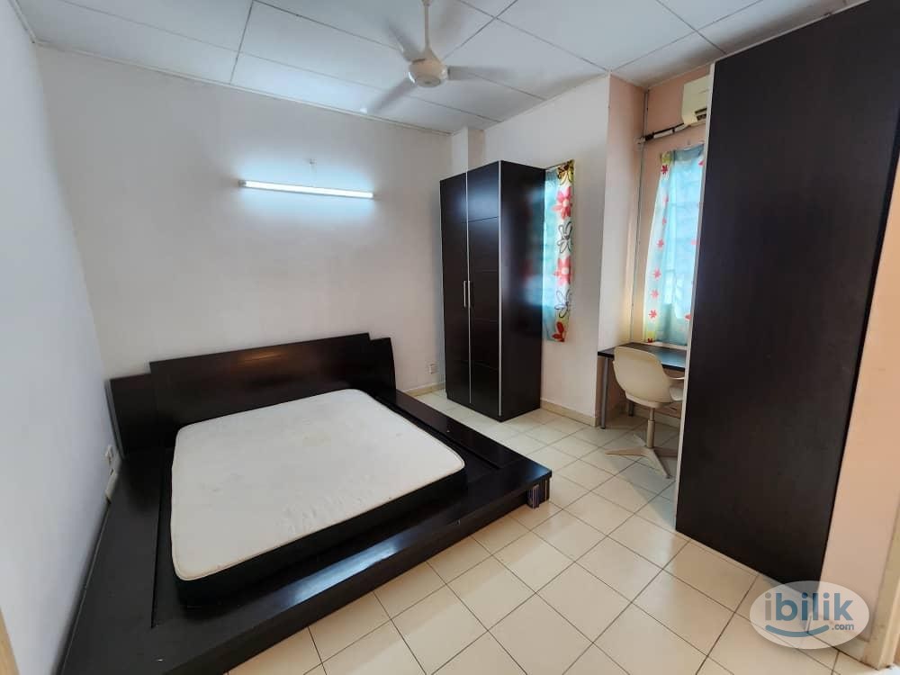 🤗SUPER SPACIOUS MASTER ROOM AT Bandar Bukit Puchong 2🤗 🔥MOVE IN IMMEDIATELY🔥🔥🌈TRUSTED AGENT🌈 - Image 3