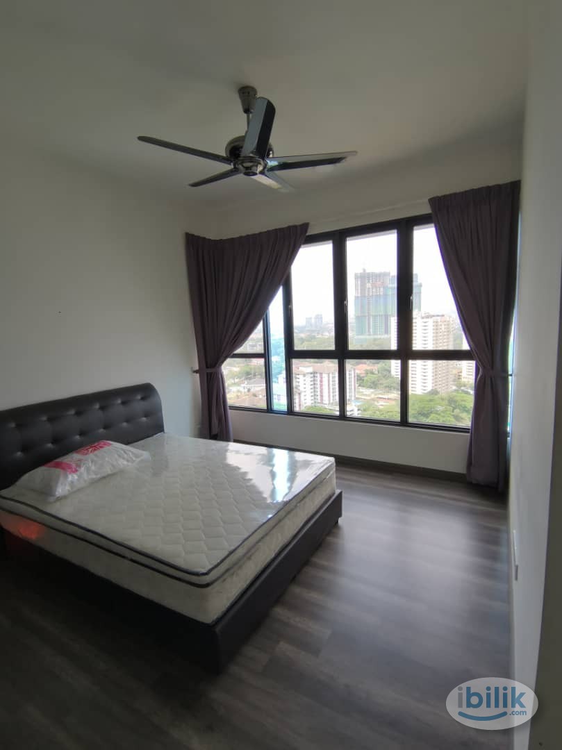 FREE WIFI+ALL UTILITIES, BIG Master Room at The Rainz, Bukit Jalil - Image 1