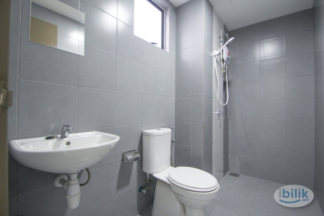 [NEAR UPM] Master room attached with Bathroom for Rent at Astetica Residence - Image 5