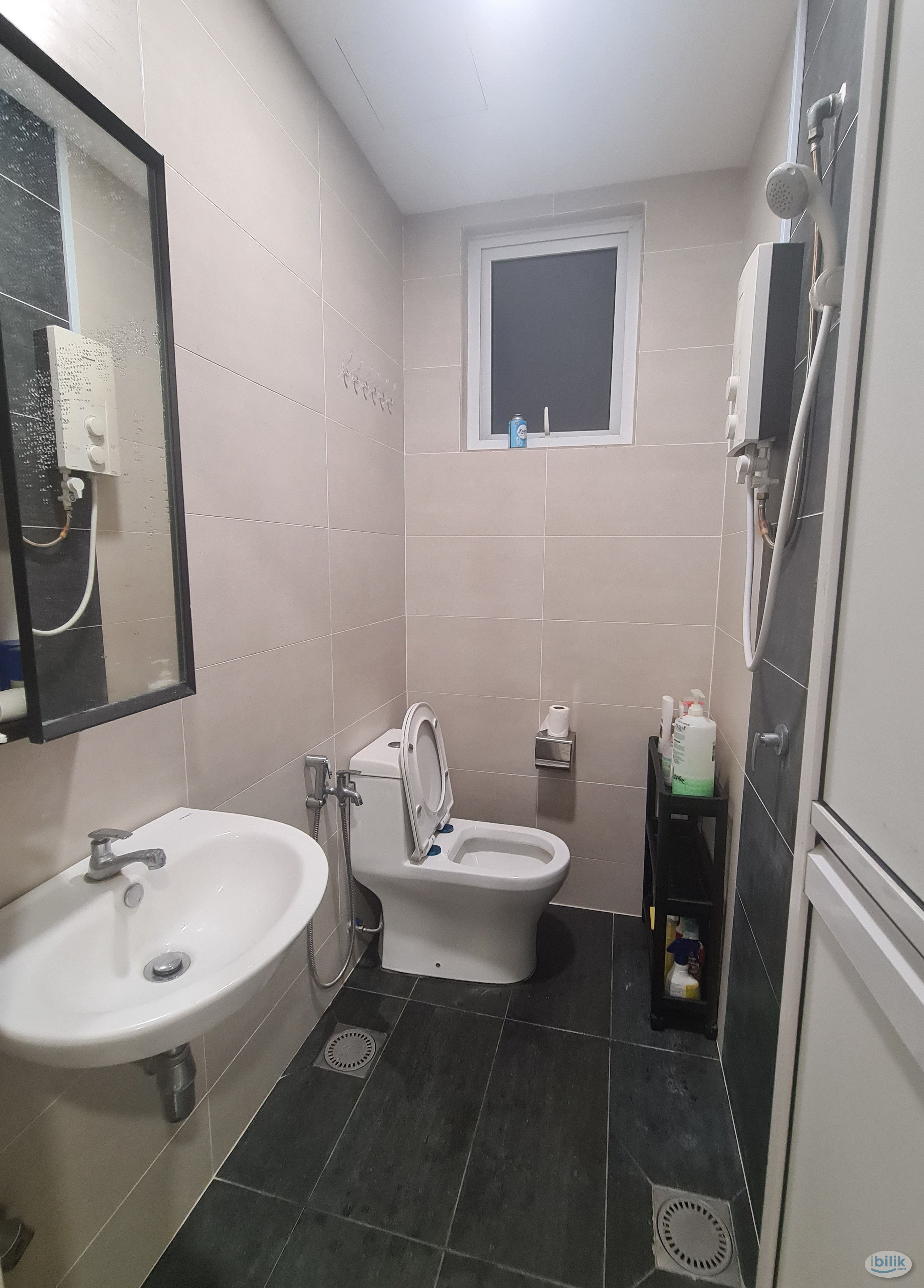 Pinnacle Sri Petaling Female Room for Rent RM550, near MRT, LRT & APU - Image 3