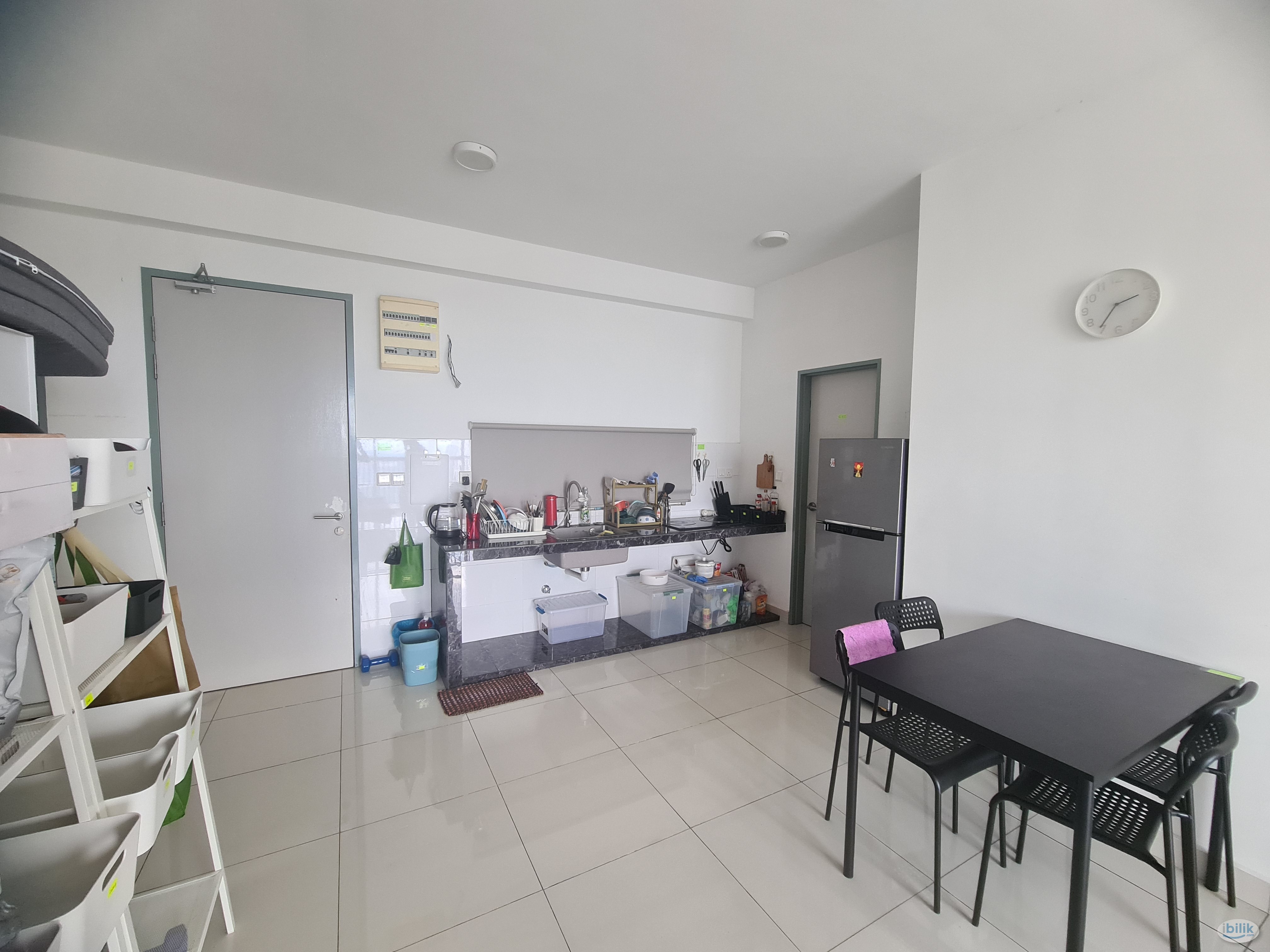 Pinnacle Sri Petaling Female Room for Rent RM550, near MRT, LRT & APU - Image 4