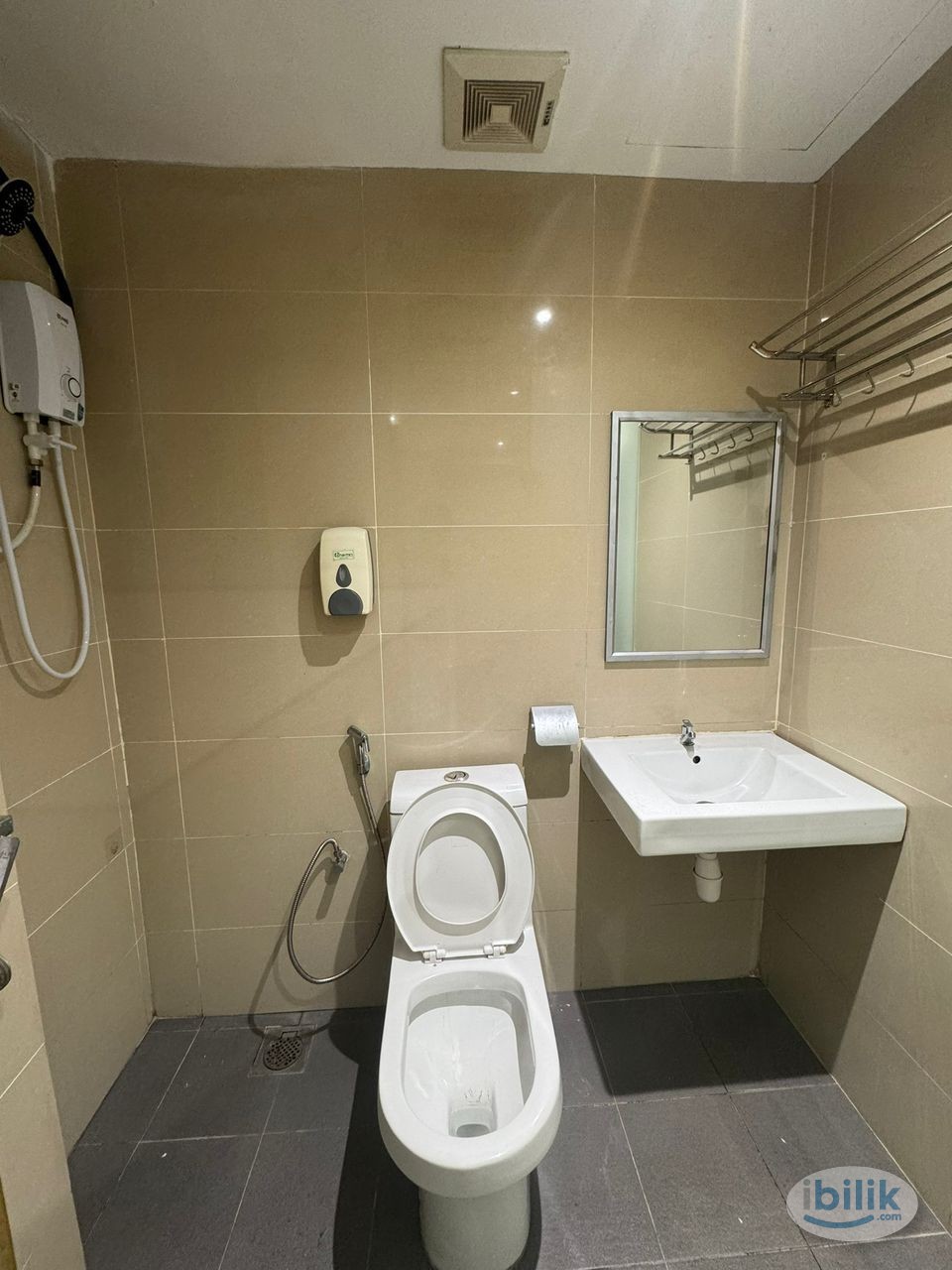 OFFER 📍Furnished Room for Rent with Zero Deposit at China town KL Sentral - Image 2