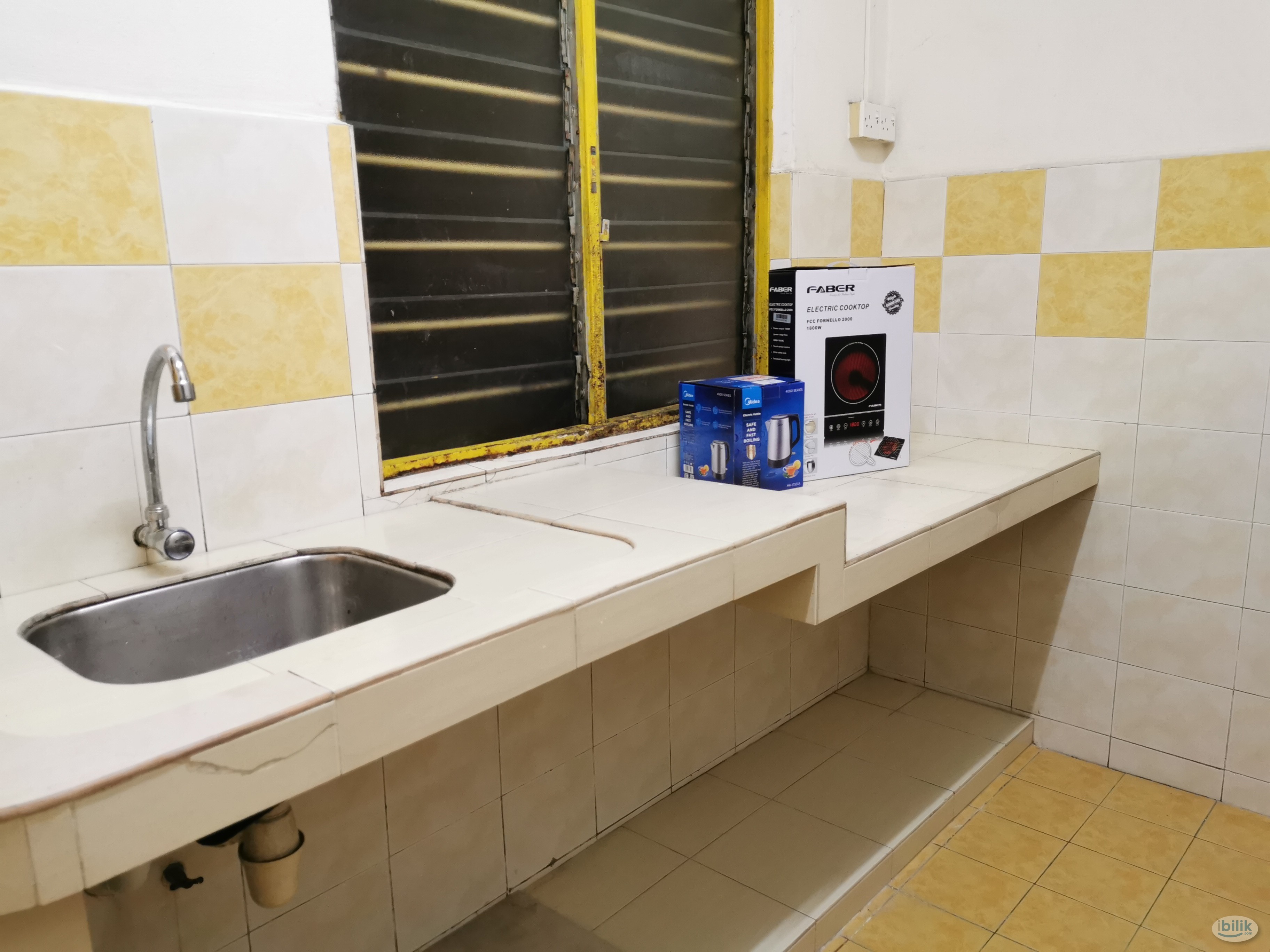 FEMALE Non sharing COZY Room MENTARI COURT non sharing FULLY FURNISHED - Image 4